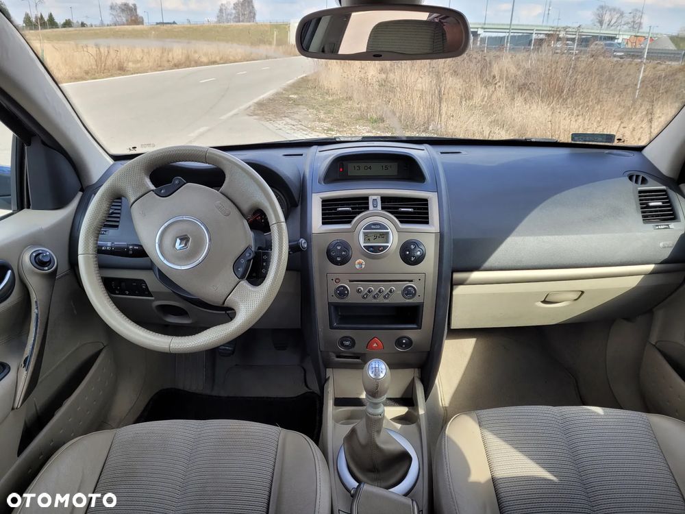 Renault Megane 1.9 dCi FAP Privilege - 8