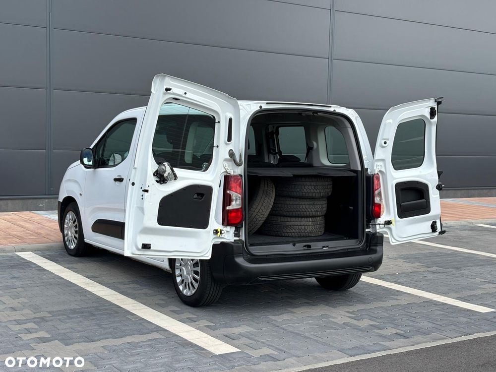 Toyota Proace City Verso 1.2 D-4T Business - 19