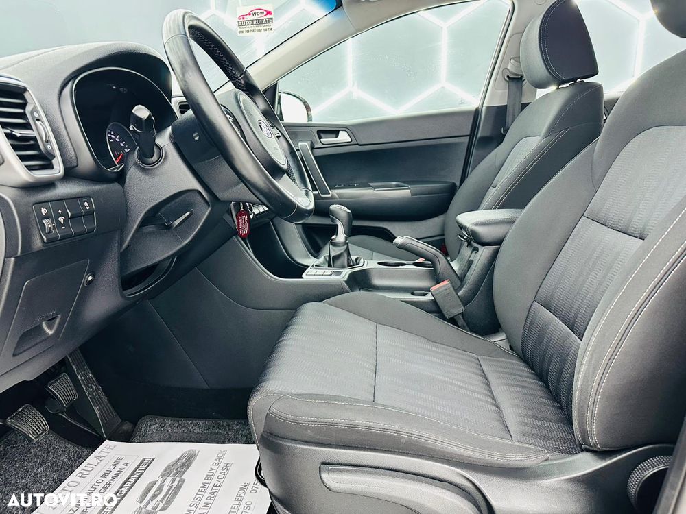 Kia Sportage 1.6 GDI 2WD Attract - 13