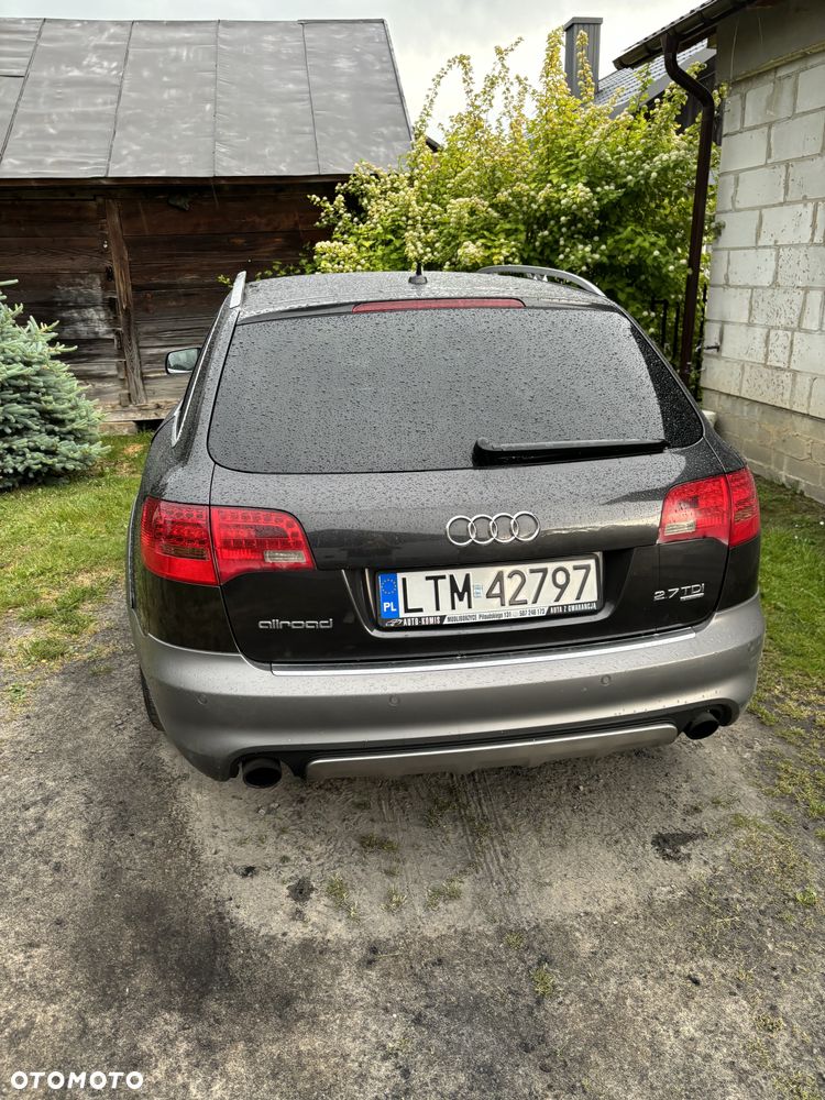Audi A6 Allroad - 13