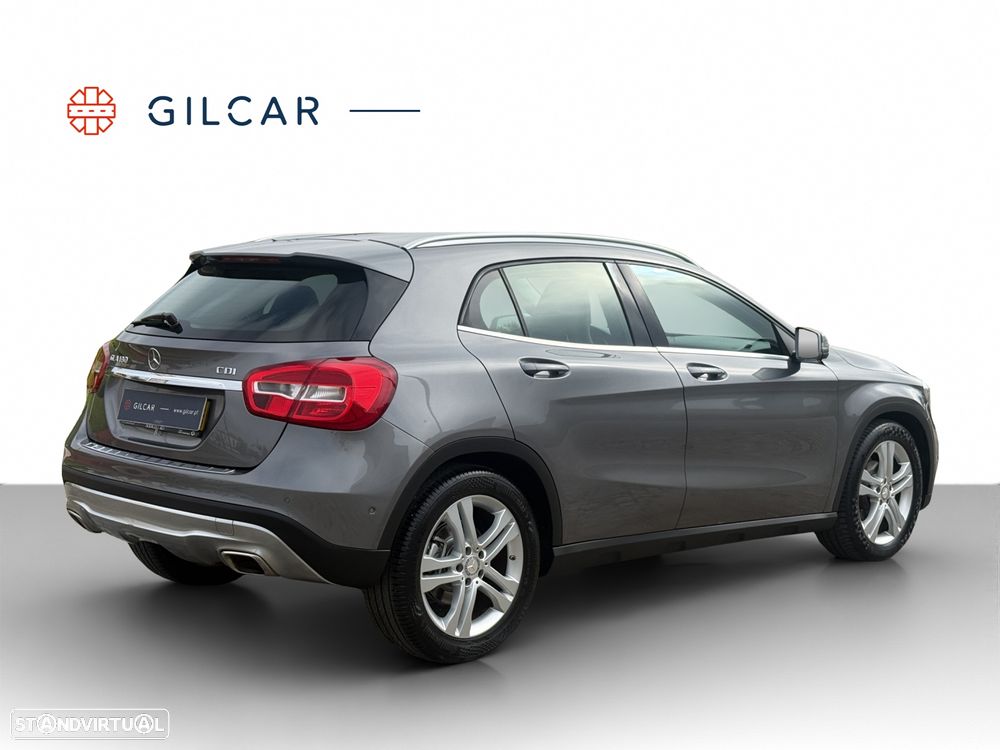 Mercedes-Benz GLA 180 CDI Urban - 9