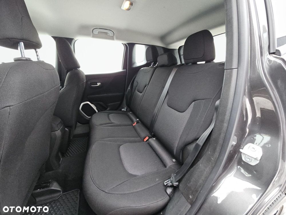 Jeep Renegade - 27