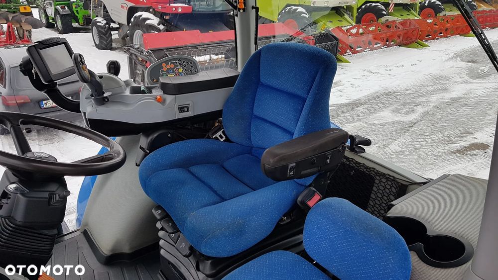 New Holland T8.330 PC 2011R - 19