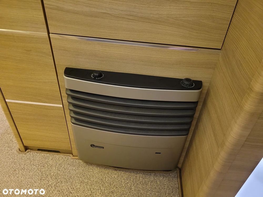 Adria Adora 613UL, klimatyzacja,przedsionek, 5-osobowa - 10