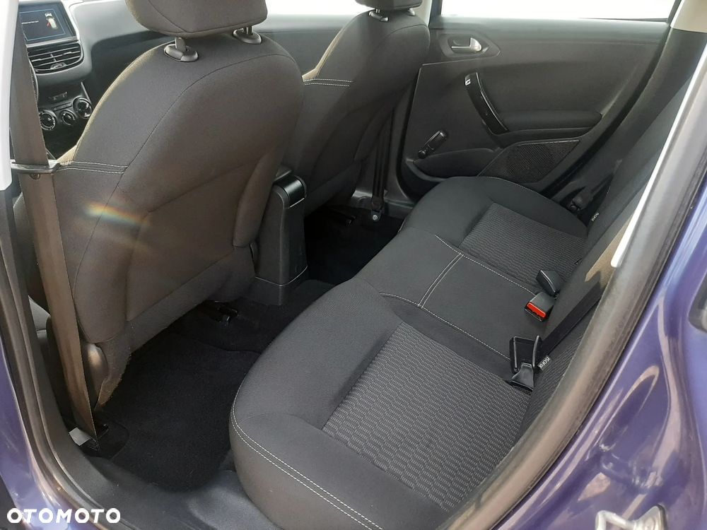 Peugeot 208 Blue-HDi 100 Stop&Start Active - 13