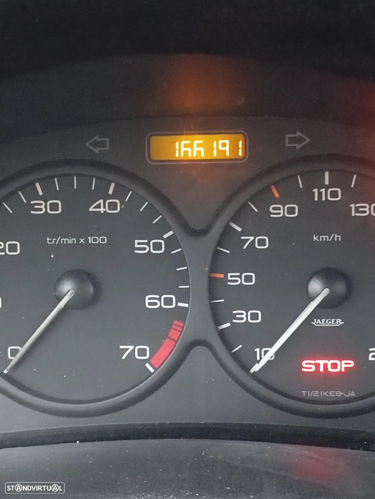 Peugeot 206 1.1 XT - 9