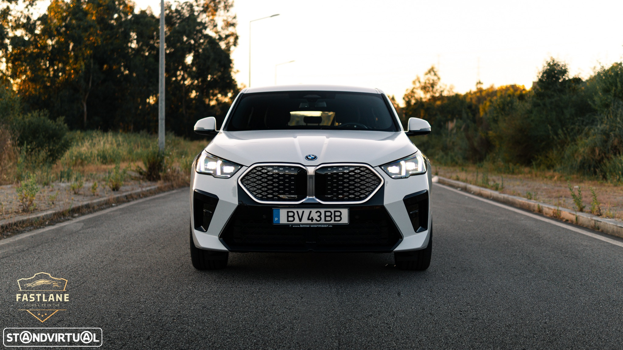 BMW iX2 eDrive20 Pack Desportivo M - 3