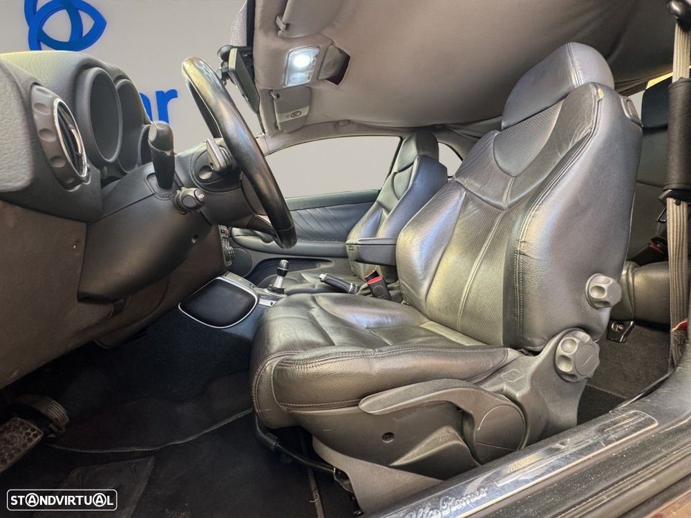 Alfa Romeo GT 2.0 JTS Selespeed - 18