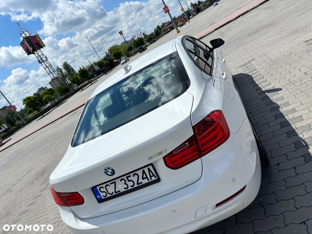 BMW Seria 3 - 10