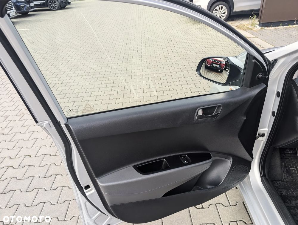 Hyundai i10 1.2 GO - 11