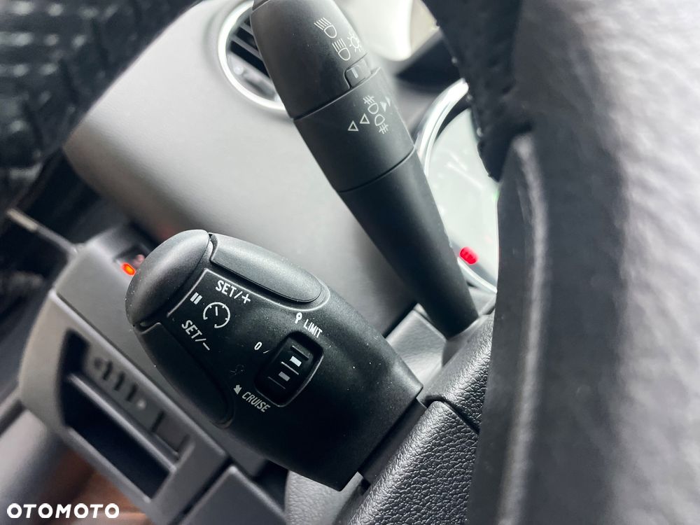 Peugeot 3008 - 26