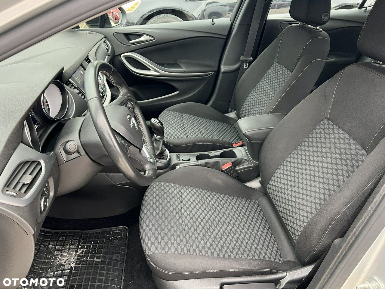 Opel Astra - 14