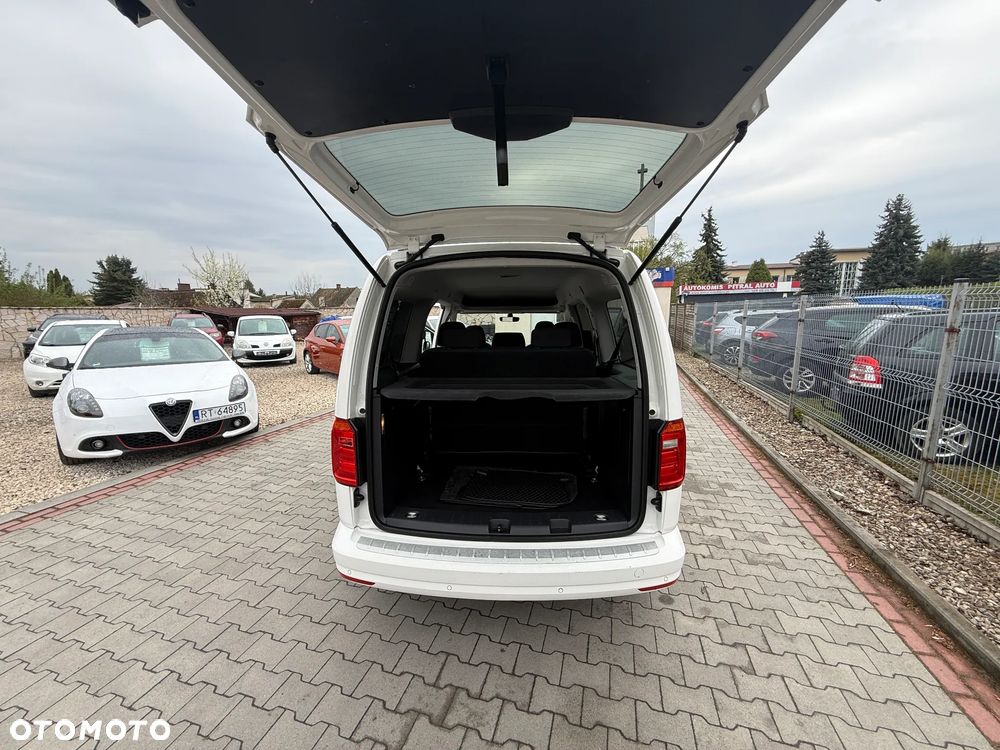 Volkswagen Caddy Maxi 2.0 TDI Highline DSG - 34