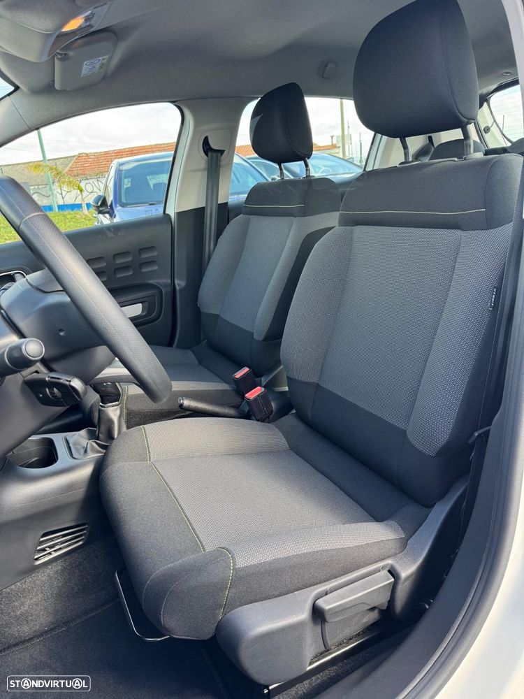 Citroën C3 1.2 PureTech Shine - 20