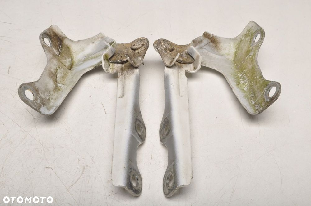 ISUZU D-MAX II ZAWIAS MASKI LEWY PRAWY KOMPLET - 3