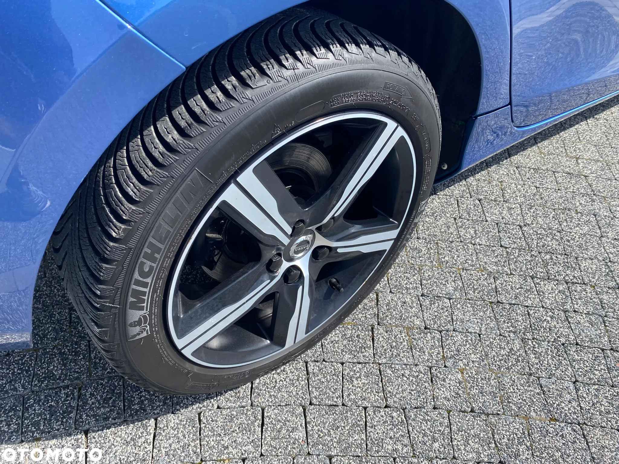 Volvo V40 D3 R Design - 11