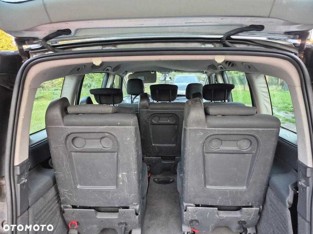 Renault Espace 2.0 Dynamique - 19