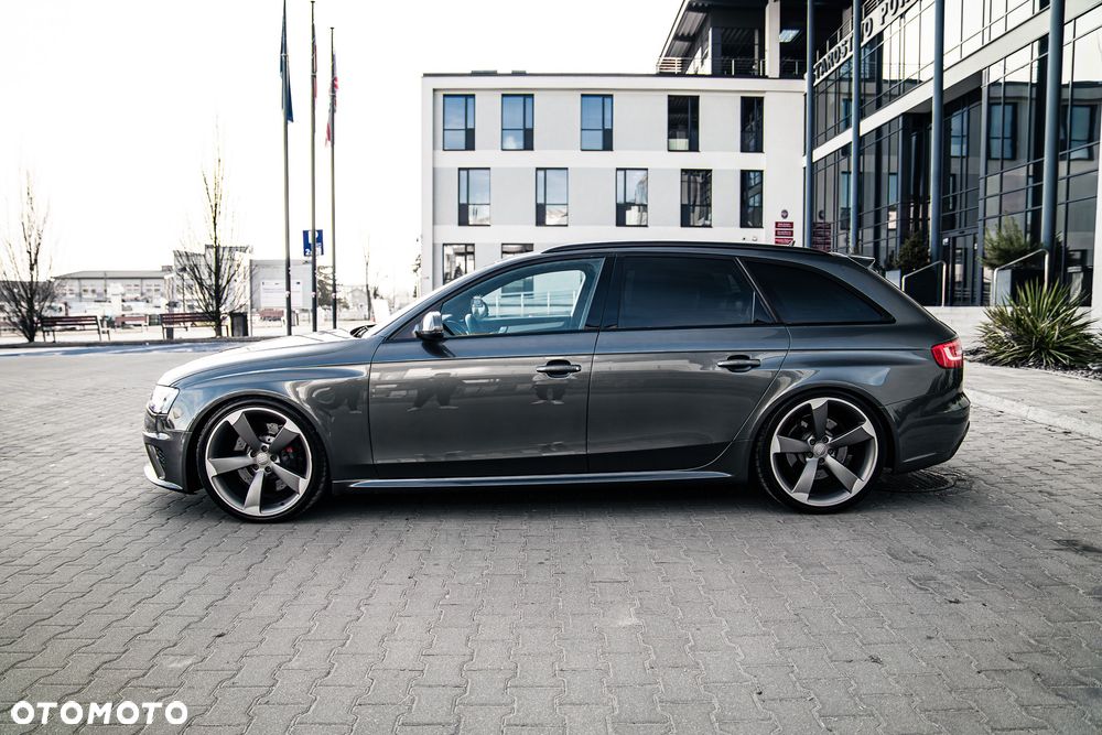 Audi RS4 Avant Avant S tronic - 3