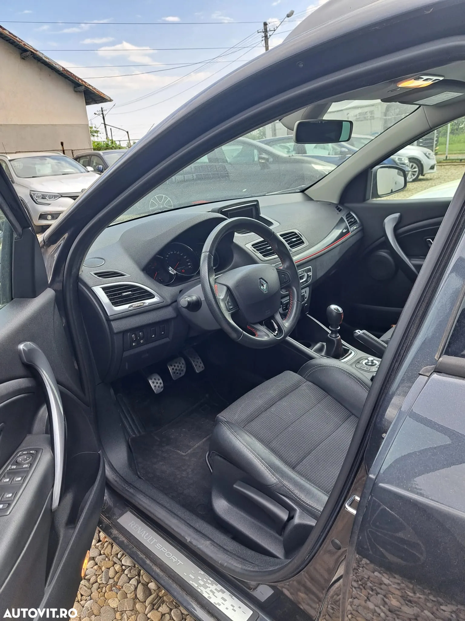 Renault Megane ENERGY dCi 110 GT LINE - 4