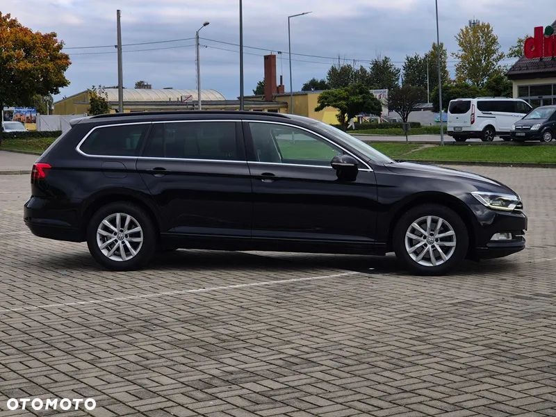 Volkswagen Passat Variant 1.6 TDI SCR DSG Comfortline - 8