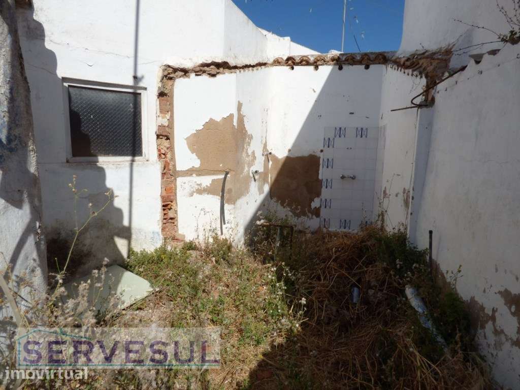 Excelente Oportunidade! Casa antiga com projeto, implantada em terr... - Grande imagem: 4/6