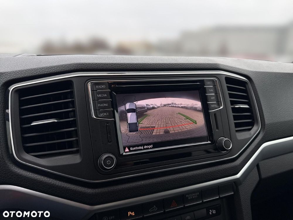 Volkswagen Amarok - 21