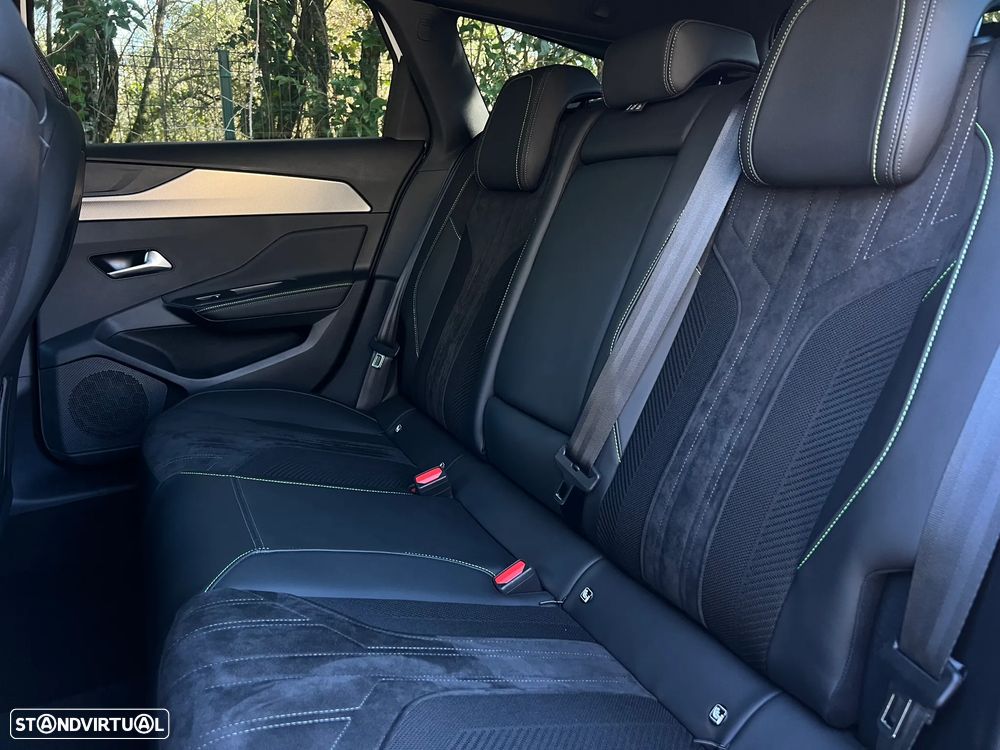 Peugeot 308 SW 1.6 Hybrid GT e-EAT8 - 42