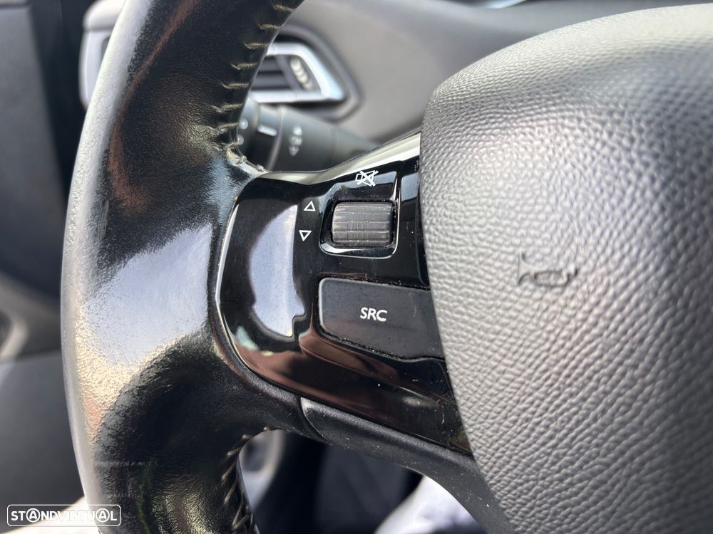 Peugeot 308 1.2 PureTech Style - 35