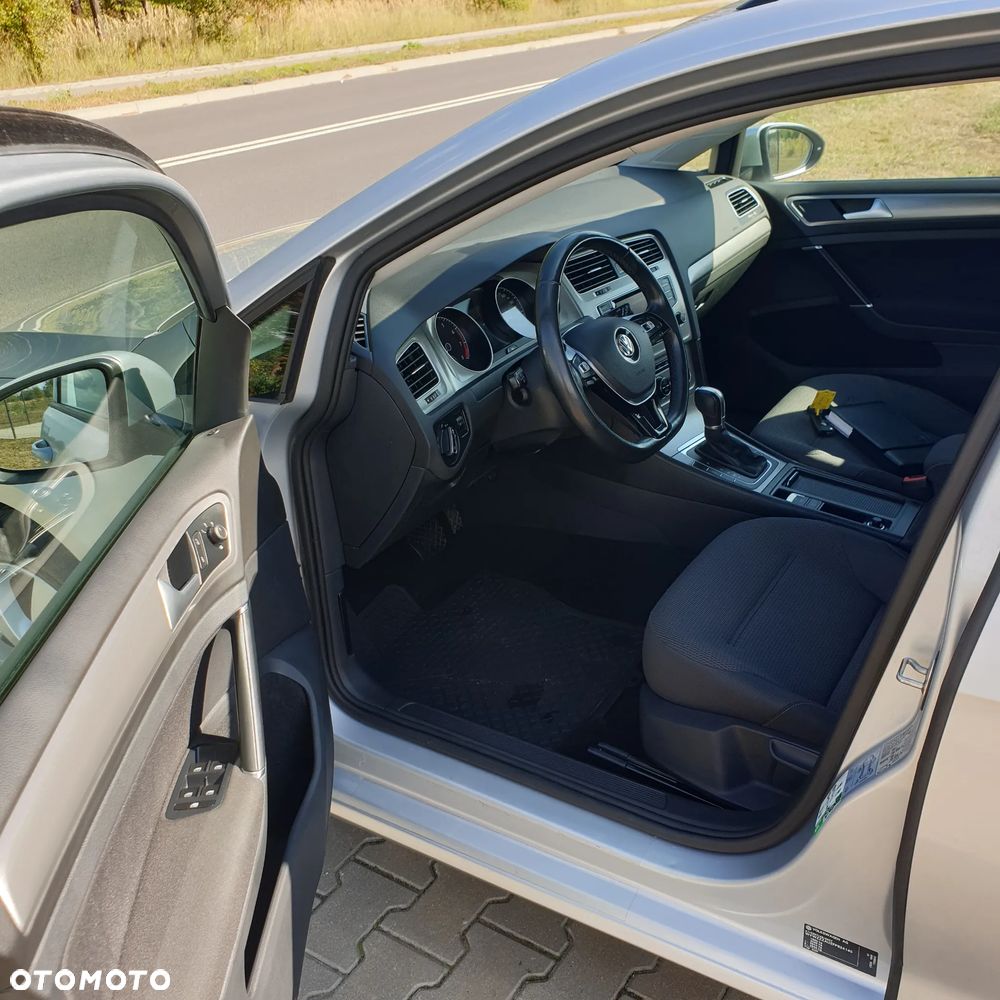 Volkswagen Golf 1.4 TSI BlueMotion Technology DSG Comfortline - 11