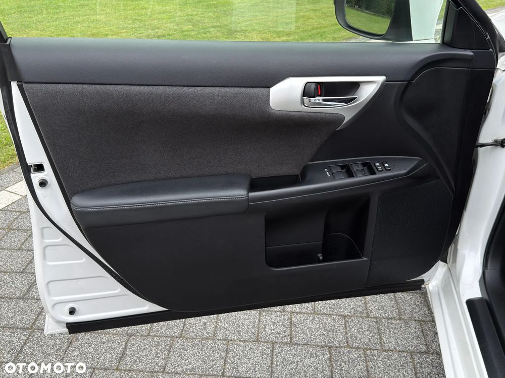 Lexus CT 200h Comfort - 23