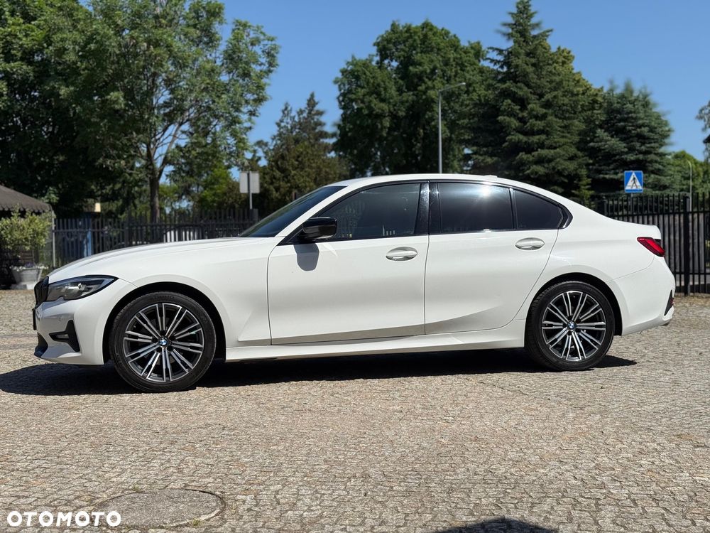 BMW Seria 3 320d xDrive Sport Line - 5