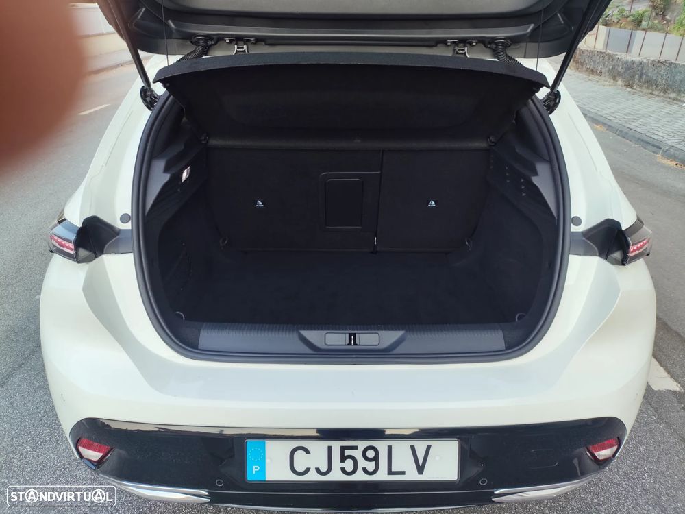 Peugeot 308 1.2 PureTech Allure Full LED EAT8 — fotografia 4