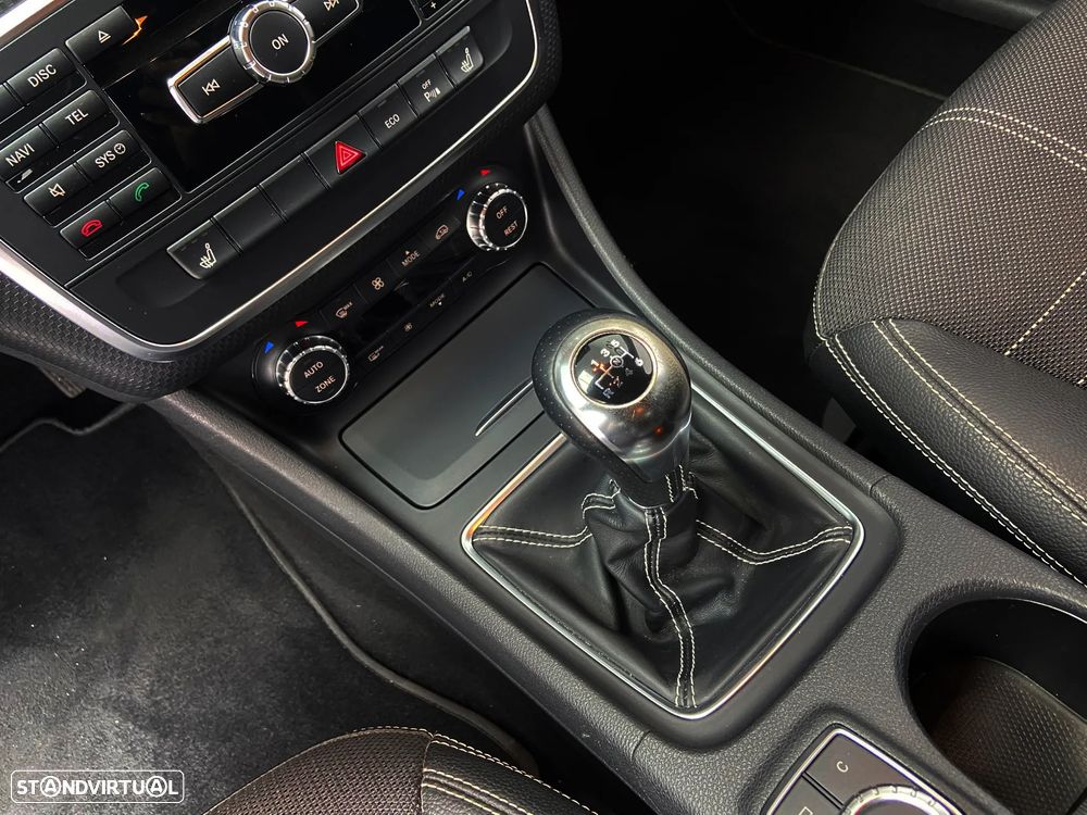 Mercedes-Benz A 180 d Urban - 21