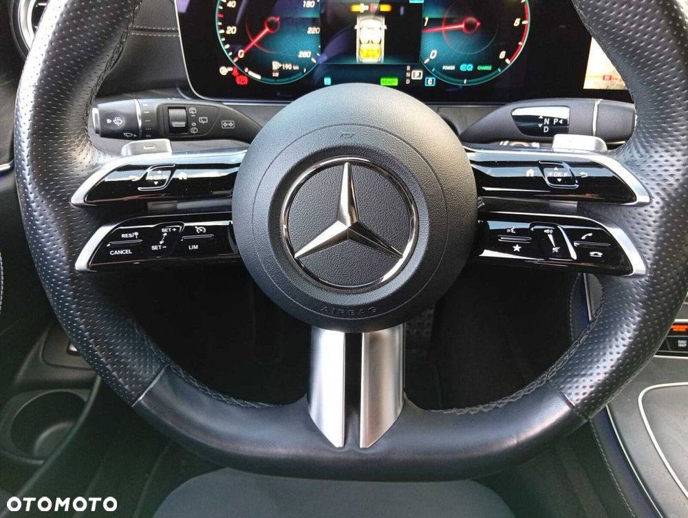 Mercedes-Benz Klasa E 220 d 4-Matic AMG - 17