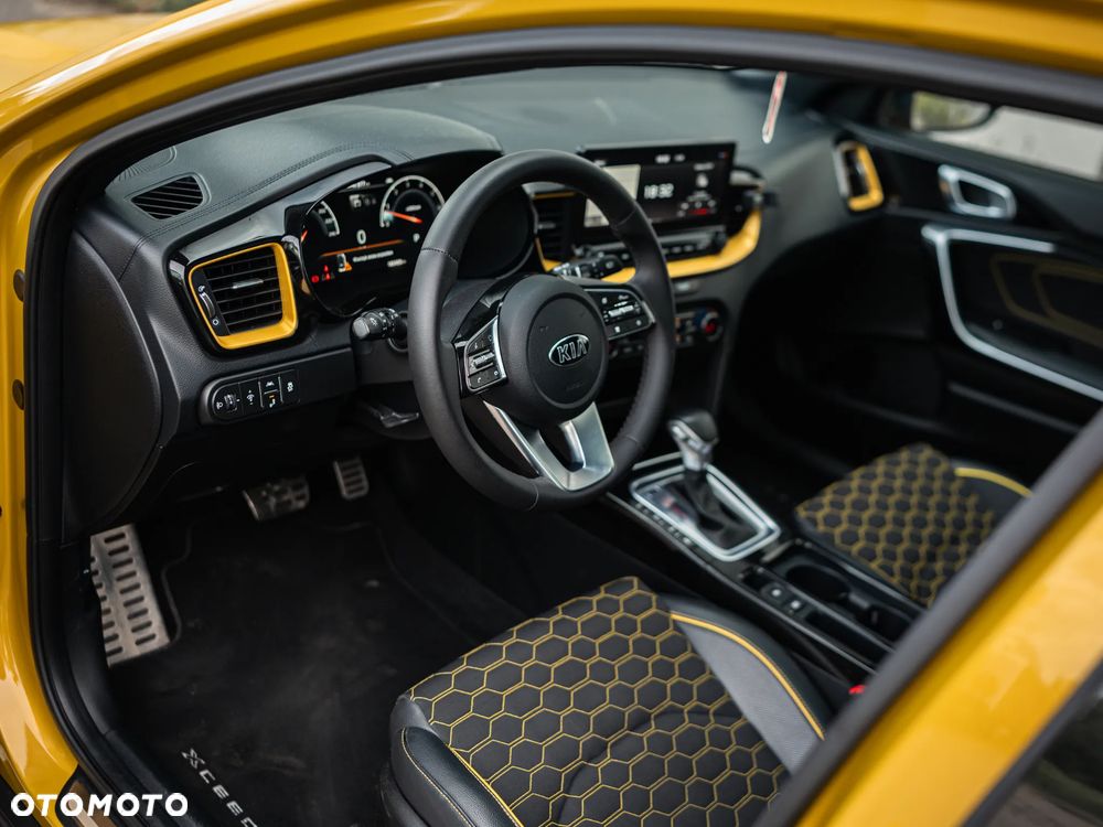 Kia XCeed 1.4 T-GDI OPF DCT7 LAUNCH EDITION - 16