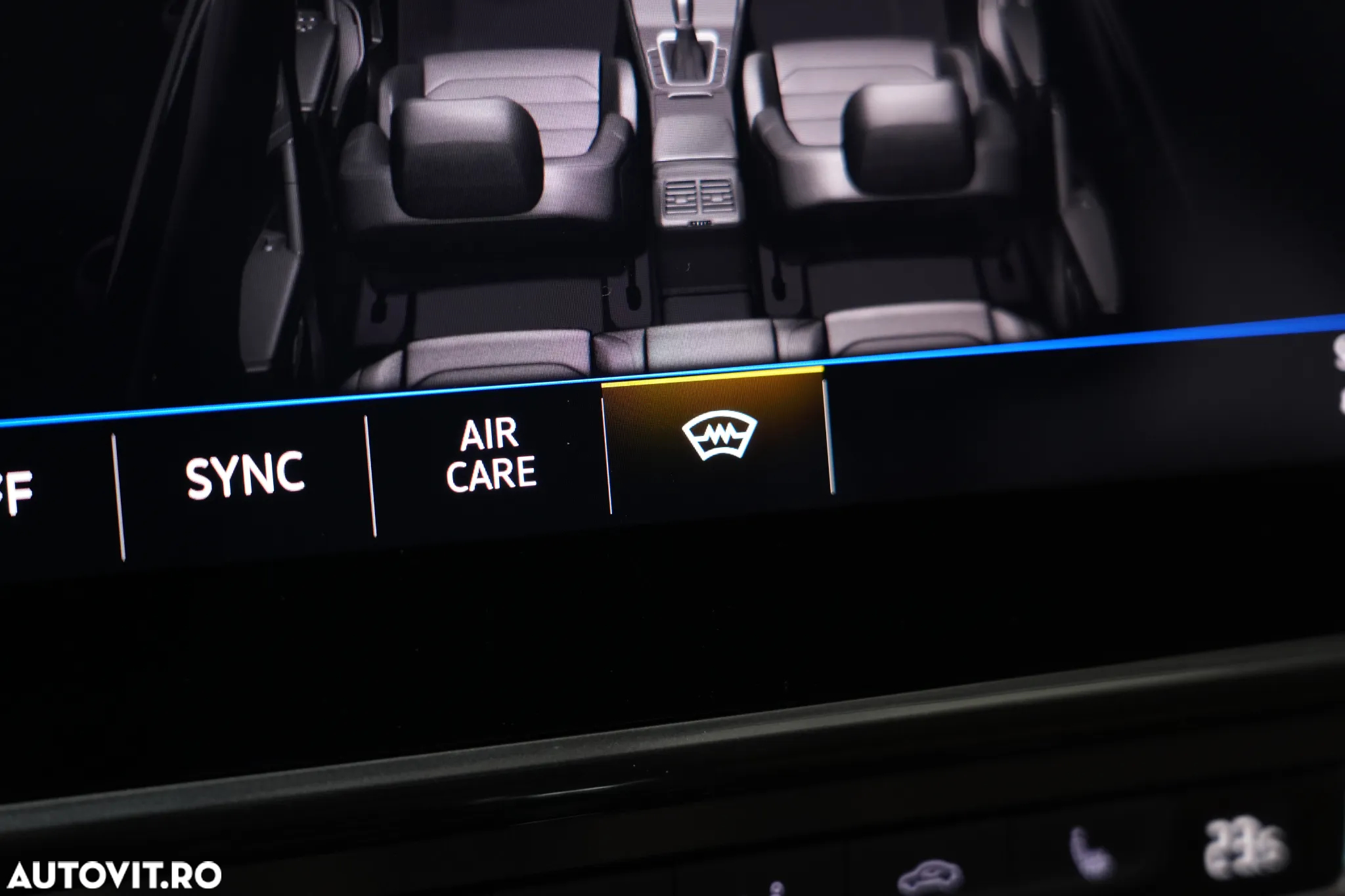 Volkswagen Golf e-Golf - 21