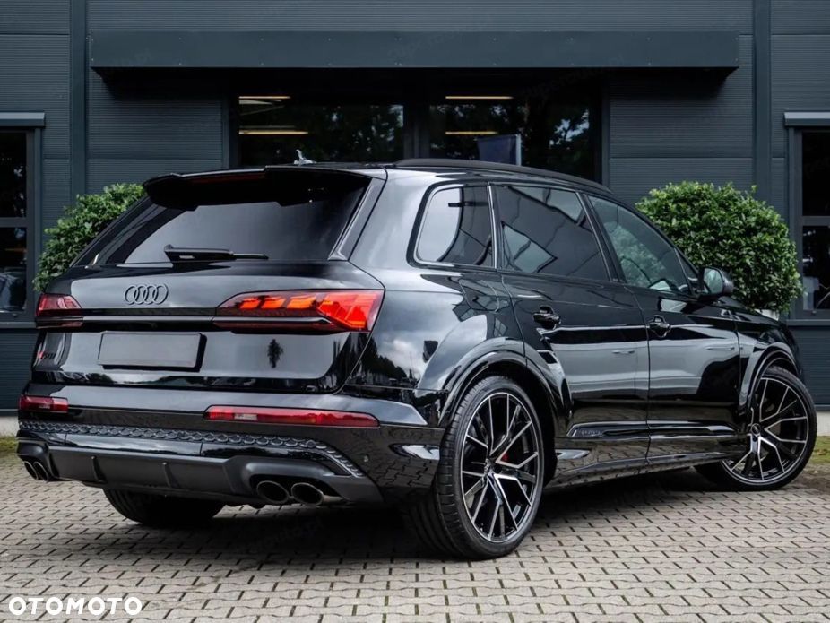 Audi Q7 - 4