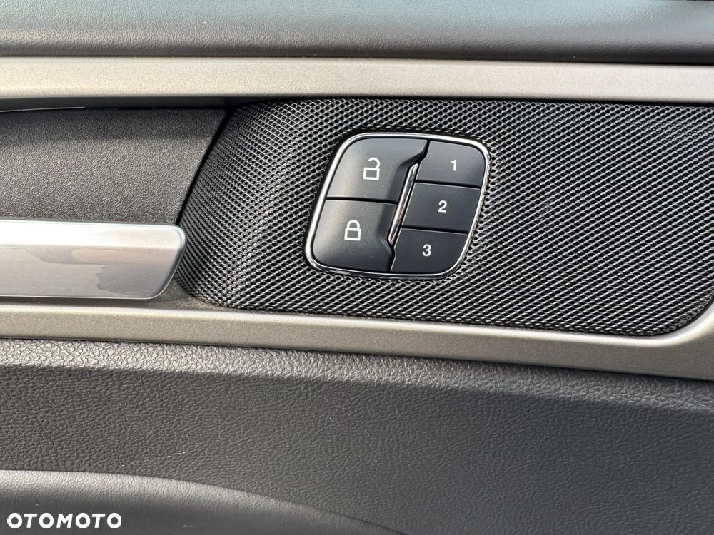 Ford Mondeo 2.0 TDCi STart-Stopp PowerShift-Aut Allrad Vignale - 17