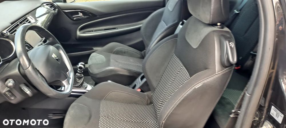 Citroën DS3 1.6 THP SportChic - 8