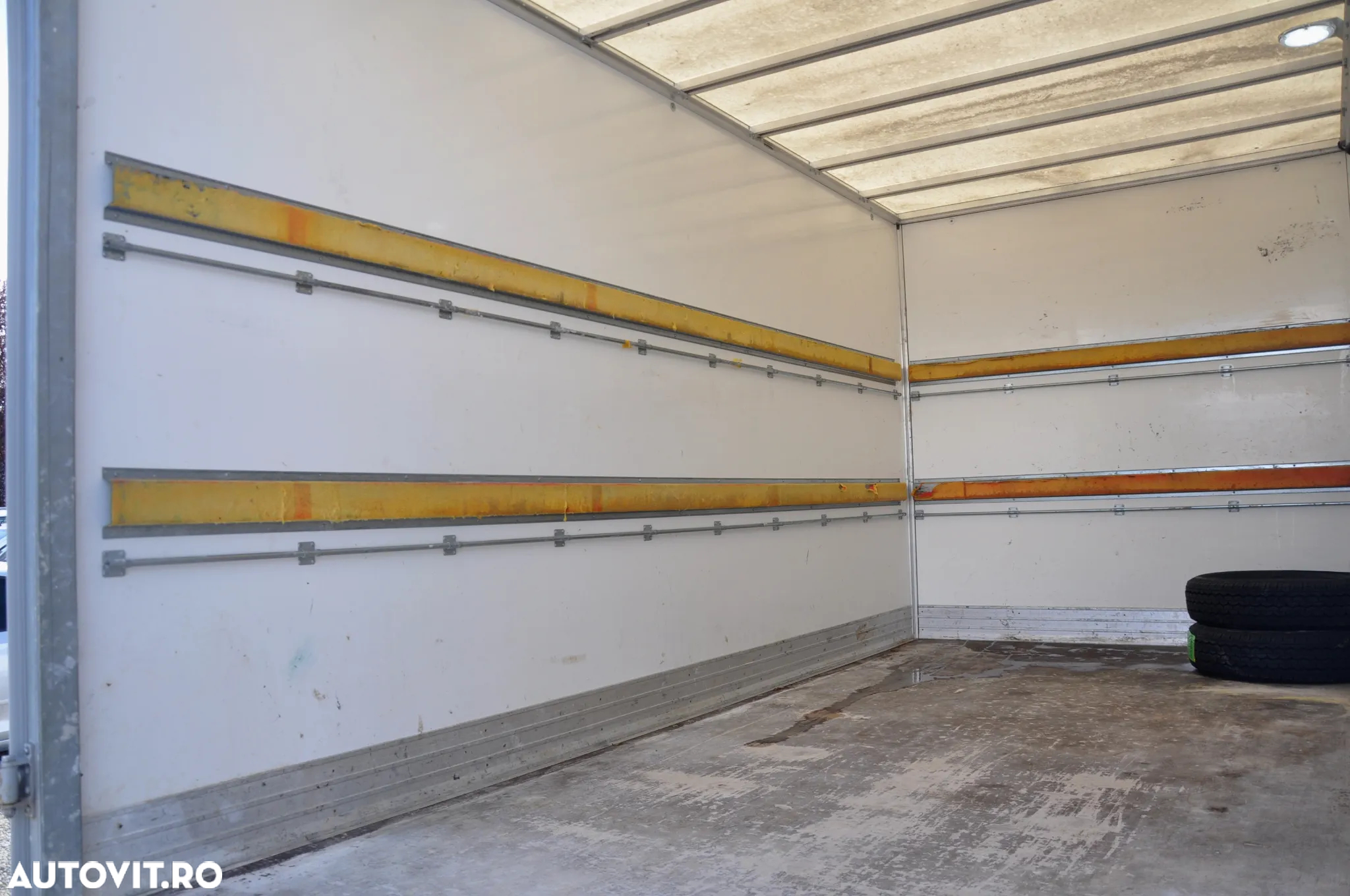 Ford Transit L4 Cub Punte Dubla - 8