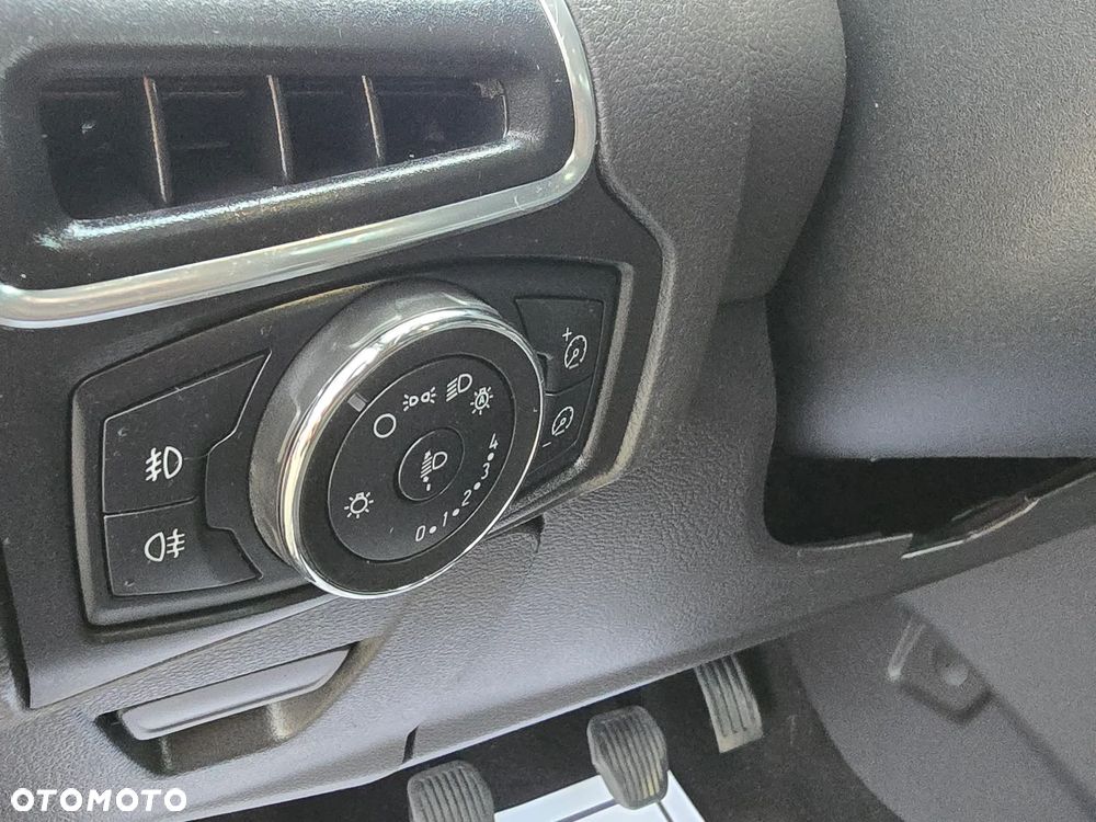 Ford Focus 1.6 EcoBoost Start-Stopp-System Titanium - 33
