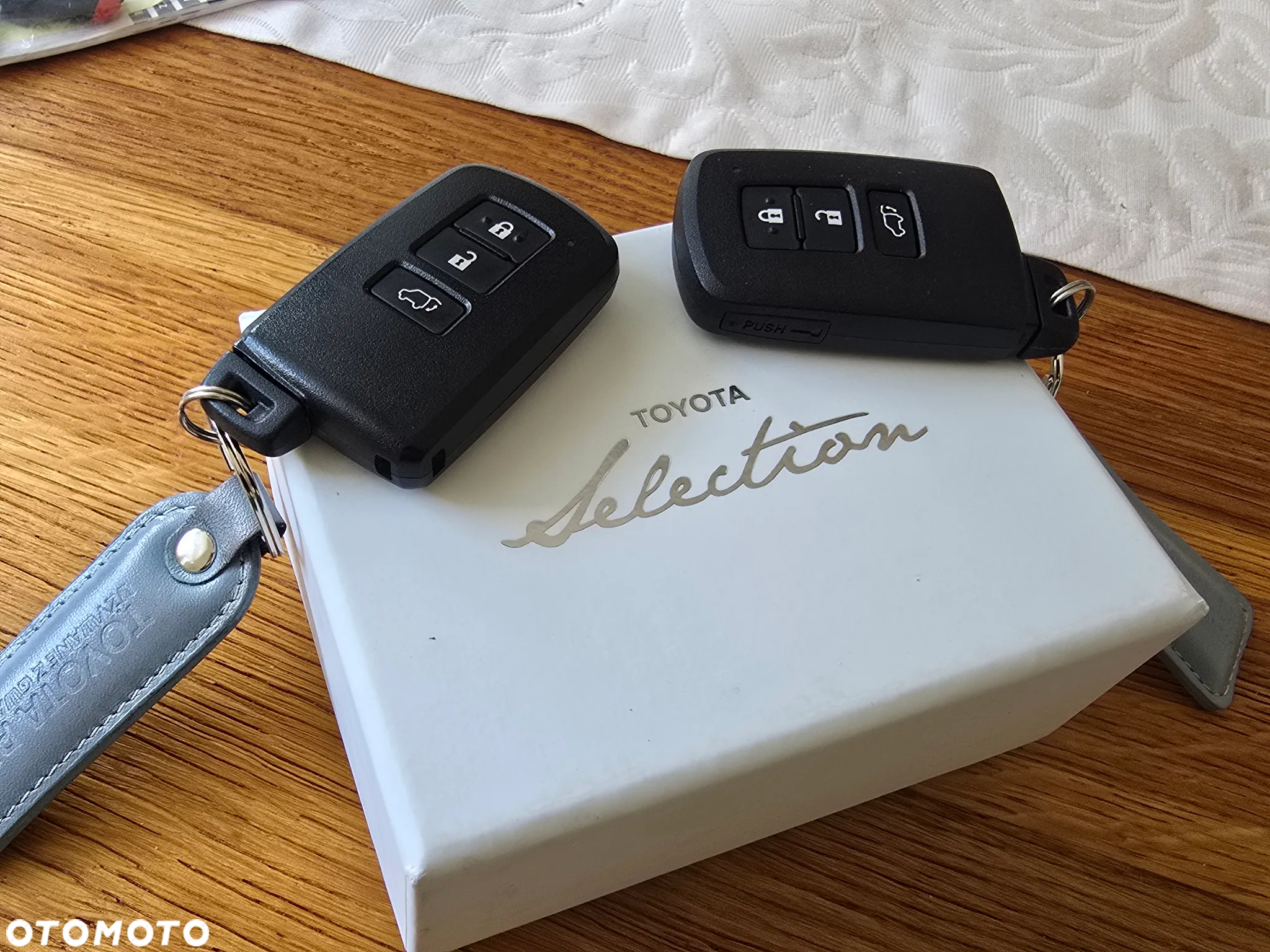 Toyota RAV4 Hybrid Selection 4x2 - 19