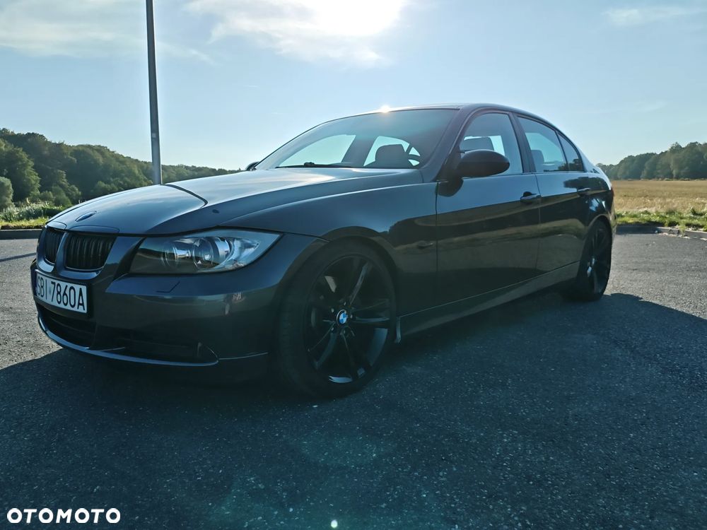 BMW Seria 3 330i - 11