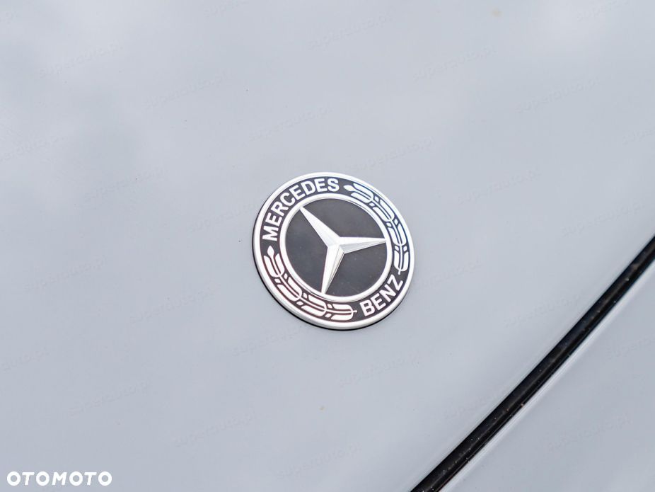Mercedes-Benz Klasa E 220 d mHEV 4-Matic All-Terrain Avantgarde 9G-Tronic - 17