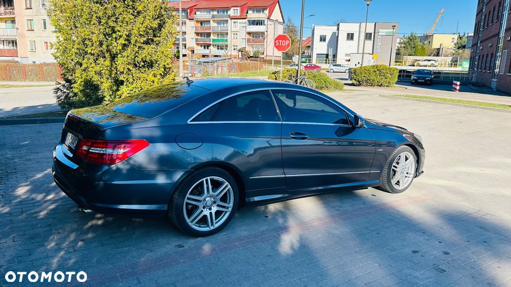 Mercedes-Benz Klasa E - 12