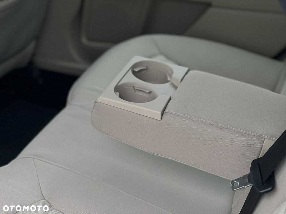 Ford Mondeo 2.0 EcoBlue Trend - 28