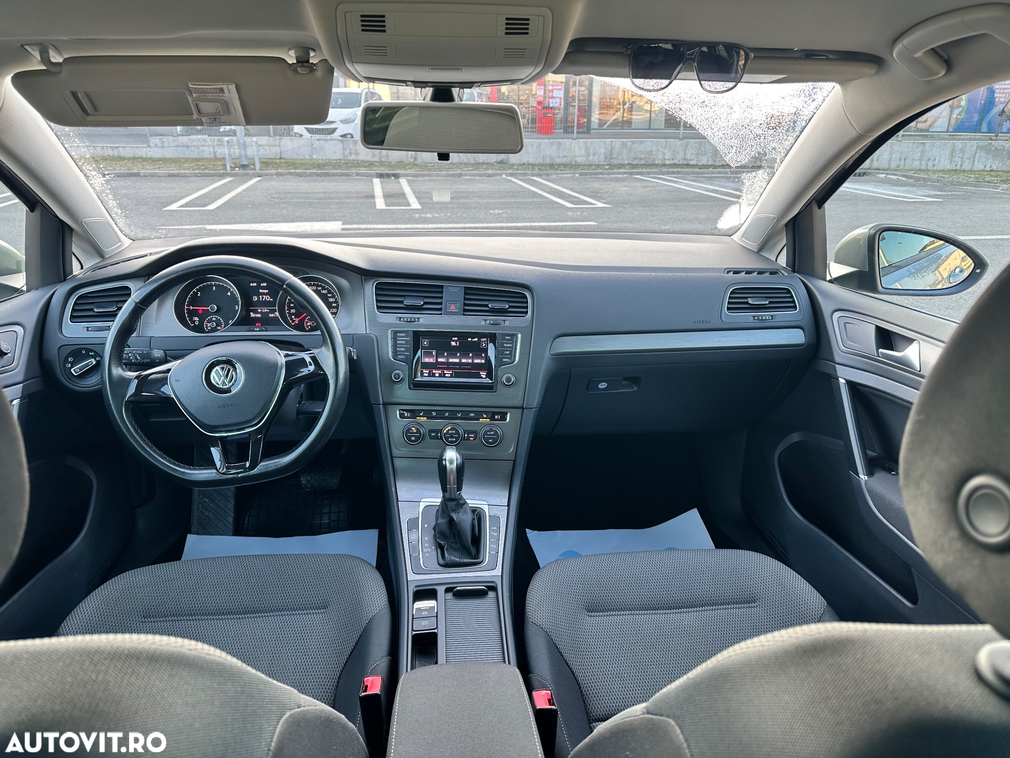 Volkswagen Golf 2.0 TDI BlueMotion Technology Highline DSG - 8