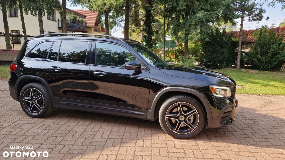 Mercedes-Benz GLB - 16
