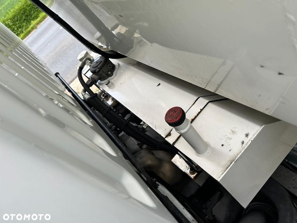 Nissan Cabstar - 15