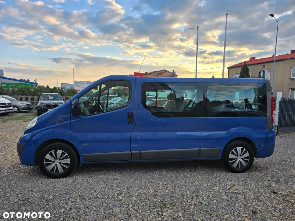Opel Vivaro - 5